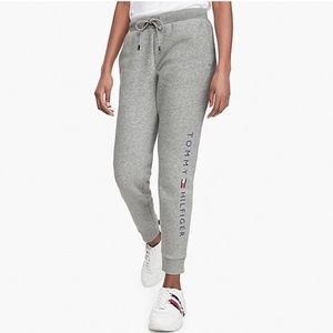 Tommy Hilfiger Essential Logo Sweatpants